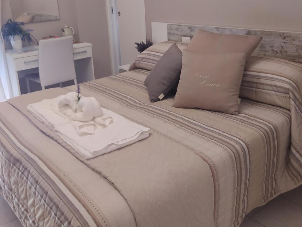 Casa Laura Sorrento room 3